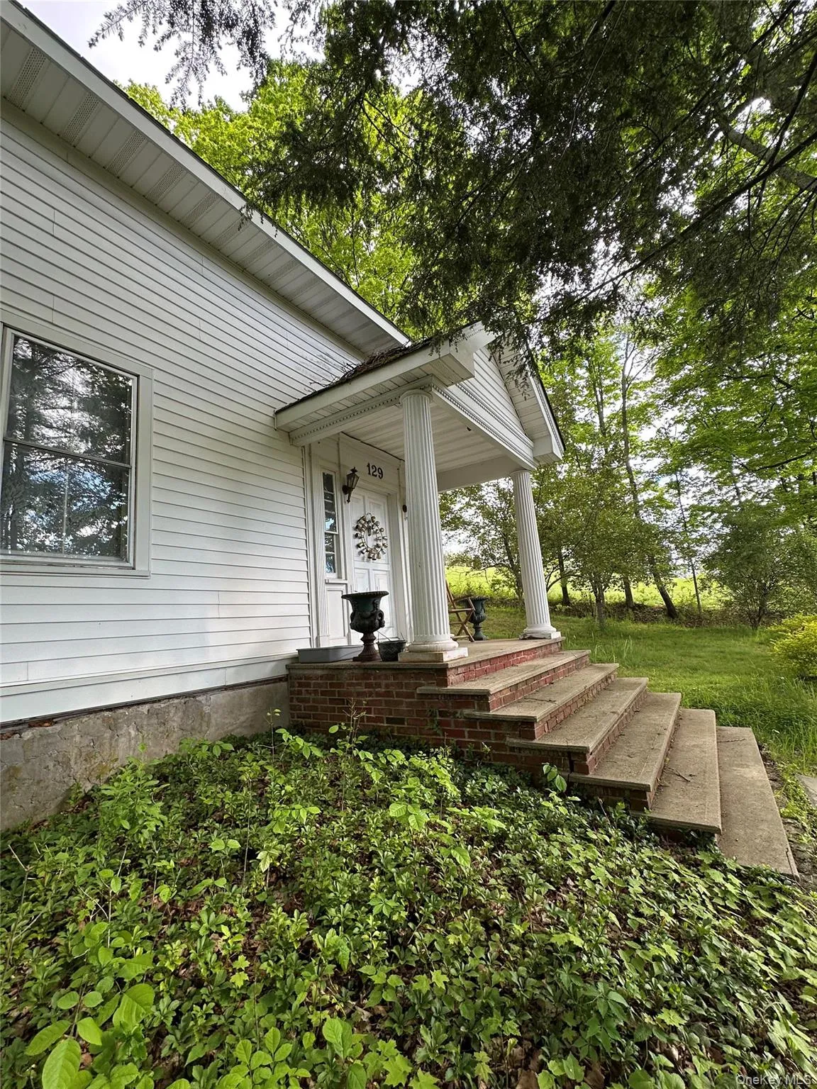 129 Blooms Corners Road, Warwick (town), NY, 4 Bedrooms Bedrooms, 9 Rooms Rooms,2 BathroomsBathrooms,Residential,For Rent,Blooms Corners,0,1043255 129 Blooms Corners Road, Warwick (town), NY, 4 Bedrooms Bedrooms, 9 Rooms Rooms,2 BathroomsBathrooms,Residential,For Rent,Blooms Corners,0,1043255