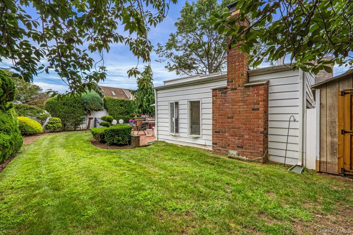3001 Tinker Drive, Hempstead, NY, 3 Bedrooms Bedrooms, 7 Rooms Rooms,2 BathroomsBathrooms,Residential,For Rent,Tinker,0,1043256 3001 Tinker Drive, Hempstead, NY, 3 Bedrooms Bedrooms, 7 Rooms Rooms,2 BathroomsBathrooms,Residential,For Rent,Tinker,0,1043256