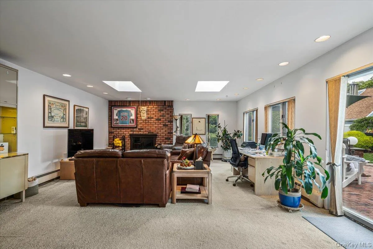 3001 Tinker Drive, Hempstead, NY, 3 Bedrooms Bedrooms, 7 Rooms Rooms,2 BathroomsBathrooms,Residential,For Rent,Tinker,0,1043256 3001 Tinker Drive, Hempstead, NY, 3 Bedrooms Bedrooms, 7 Rooms Rooms,2 BathroomsBathrooms,Residential,For Rent,Tinker,0,1043256