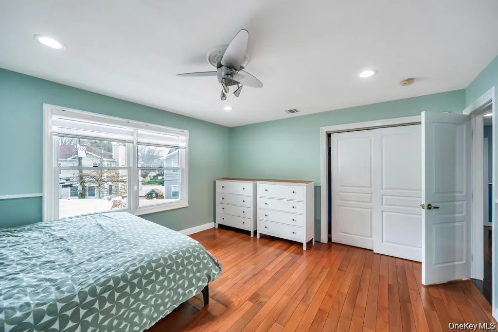 6 Garden Circle, Oyster Bay, NY, 6 Bedrooms Bedrooms, 10 Rooms Rooms,5 BathroomsBathrooms,Residential,For Rent,Garden,0,1043257 6 Garden Circle, Oyster Bay, NY, 6 Bedrooms Bedrooms, 10 Rooms Rooms,5 BathroomsBathrooms,Residential,For Rent,Garden,0,1043257