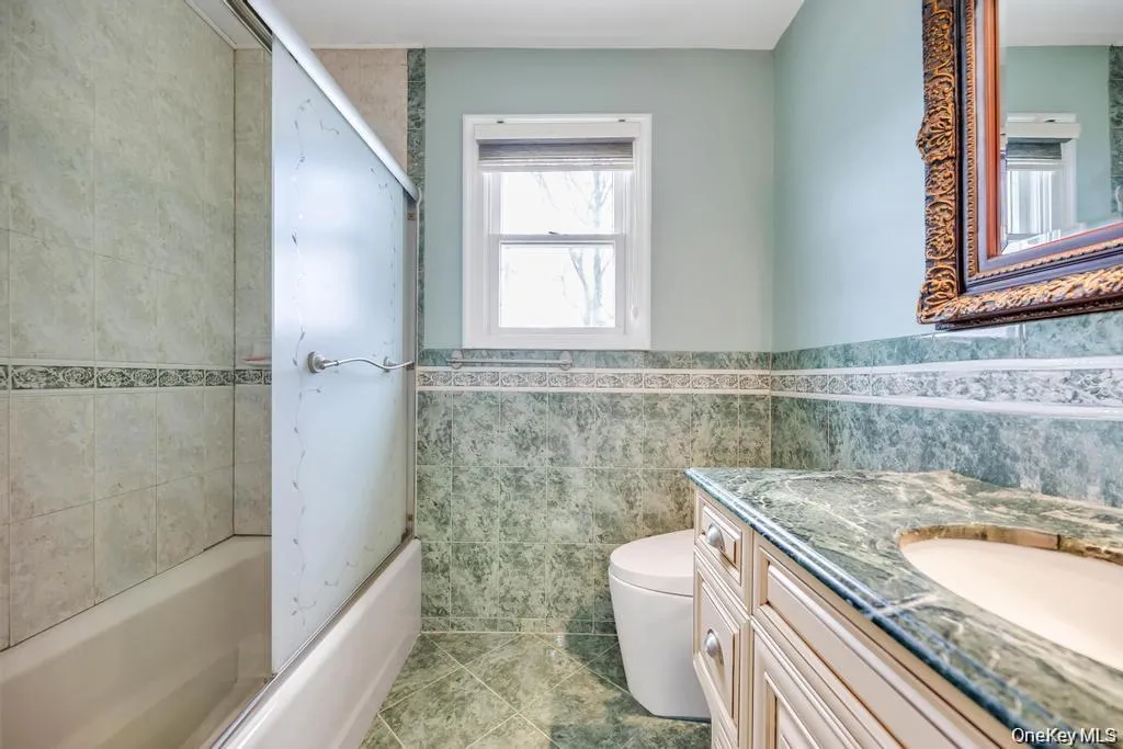 6 Garden Circle, Oyster Bay, NY, 6 Bedrooms Bedrooms, 10 Rooms Rooms,5 BathroomsBathrooms,Residential,For Rent,Garden,0,1043257 6 Garden Circle, Oyster Bay, NY, 6 Bedrooms Bedrooms, 10 Rooms Rooms,5 BathroomsBathrooms,Residential,For Rent,Garden,0,1043257