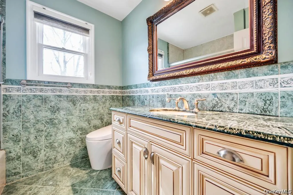 6 Garden Circle, Oyster Bay, NY, 6 Bedrooms Bedrooms, 10 Rooms Rooms,5 BathroomsBathrooms,Residential,For Rent,Garden,0,1043257 6 Garden Circle, Oyster Bay, NY, 6 Bedrooms Bedrooms, 10 Rooms Rooms,5 BathroomsBathrooms,Residential,For Rent,Garden,0,1043257