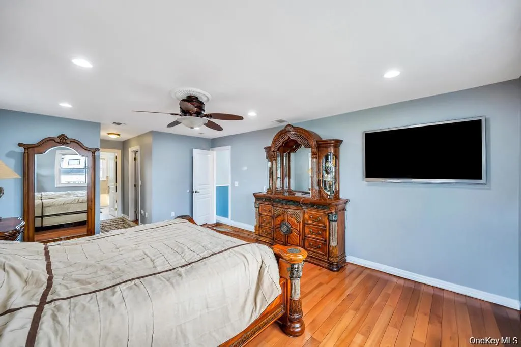 6 Garden Circle, Oyster Bay, NY, 6 Bedrooms Bedrooms, 10 Rooms Rooms,5 BathroomsBathrooms,Residential,For Rent,Garden,0,1043257 6 Garden Circle, Oyster Bay, NY, 6 Bedrooms Bedrooms, 10 Rooms Rooms,5 BathroomsBathrooms,Residential,For Rent,Garden,0,1043257