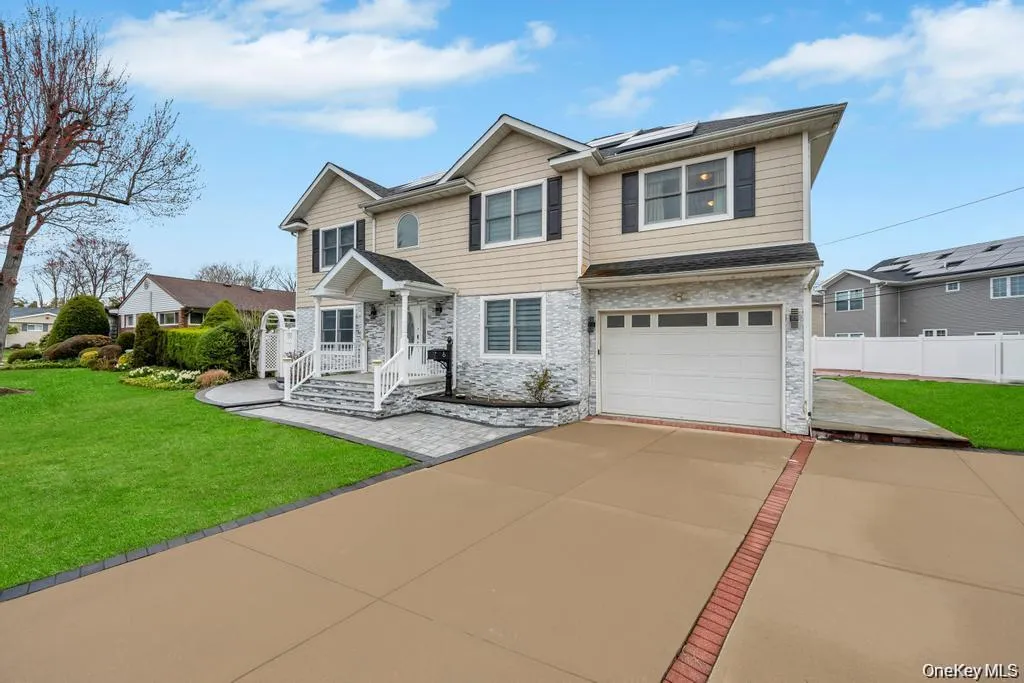 6 Garden Circle, Oyster Bay, NY, 6 Bedrooms Bedrooms, 10 Rooms Rooms,5 BathroomsBathrooms,Residential,For Rent,Garden,0,1043257 6 Garden Circle, Oyster Bay, NY, 6 Bedrooms Bedrooms, 10 Rooms Rooms,5 BathroomsBathrooms,Residential,For Rent,Garden,0,1043257