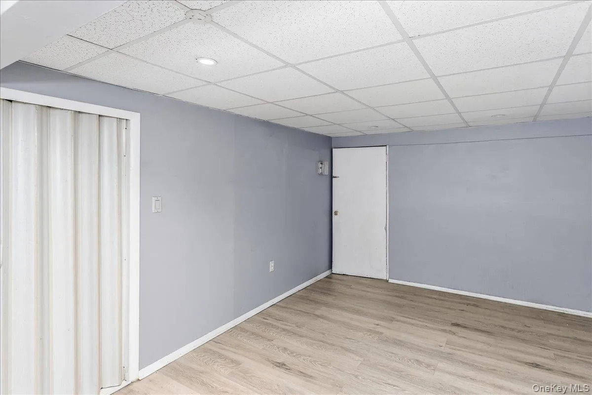 18 Linden Avenue, Smithtown, NY, 4 Bedrooms Bedrooms, 10 Rooms Rooms,3 BathroomsBathrooms,Residential,For Rent,Linden,0,1043258 18 Linden Avenue, Smithtown, NY, 4 Bedrooms Bedrooms, 10 Rooms Rooms,3 BathroomsBathrooms,Residential,For Rent,Linden,0,1043258