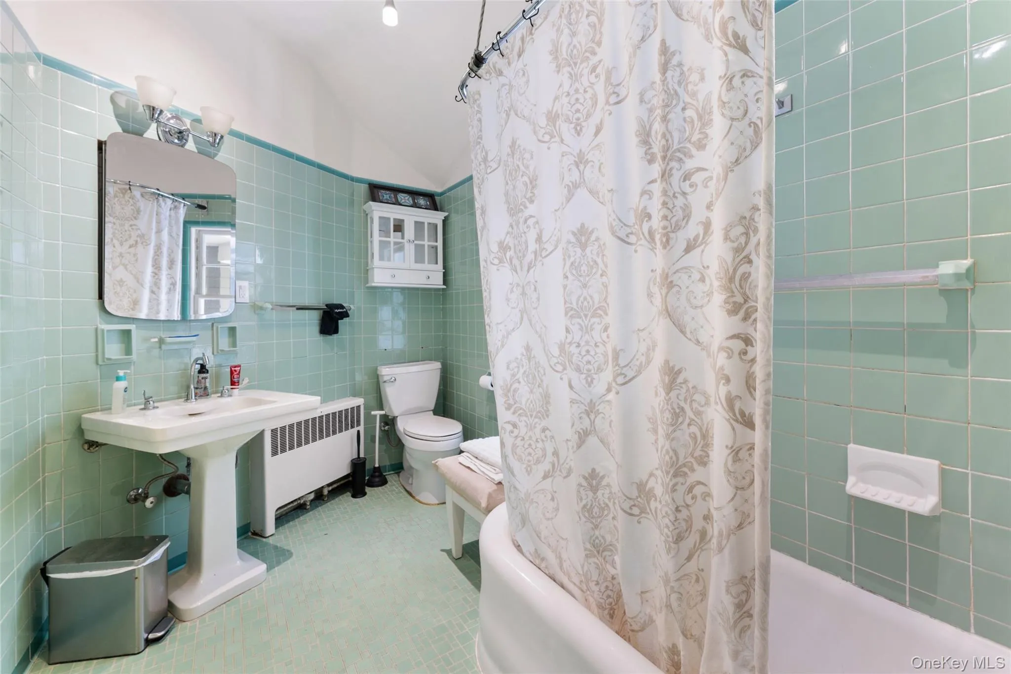 5 Trinity Place, Cornwall, NY, 6 Bedrooms Bedrooms, 15 Rooms Rooms,5 BathroomsBathrooms,Residential,For Rent,Trinity,0,1043259 5 Trinity Place, Cornwall, NY, 6 Bedrooms Bedrooms, 15 Rooms Rooms,5 BathroomsBathrooms,Residential,For Rent,Trinity,0,1043259