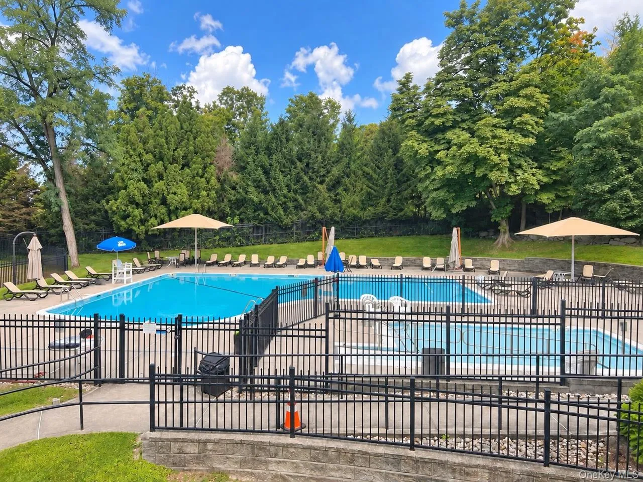 14 Powder Horn Way, Greenburgh, NY, 4 Bedroom Bedrooms, 8 Room Rooms,2 BathroomBathrooms,Residential Lease,For Rent,Powder Horn,0,1043264 14 Powder Horn Way, Greenburgh, NY, 4 Bedroom Bedrooms, 8 Room Rooms,2 BathroomBathrooms,Residential Lease,For Rent,Powder Horn,0,1043264