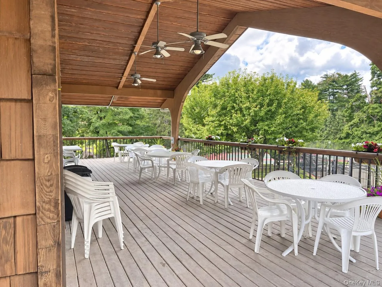 14 Powder Horn Way, Greenburgh, NY, 4 Bedroom Bedrooms, 8 Room Rooms,2 BathroomBathrooms,Residential Lease,For Rent,Powder Horn,0,1043264 14 Powder Horn Way, Greenburgh, NY, 4 Bedroom Bedrooms, 8 Room Rooms,2 BathroomBathrooms,Residential Lease,For Rent,Powder Horn,0,1043264
