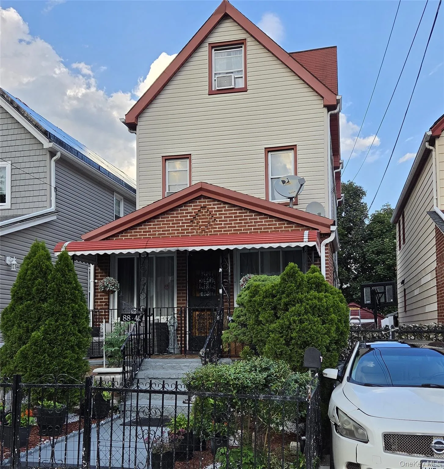 88-47 201st Street, New York, NY, 4 Bedrooms Bedrooms, 10 Rooms Rooms,4 BathroomsBathrooms,Residential,For Rent,201st,0,1043266 88-47 201st Street, New York, NY, 4 Bedrooms Bedrooms, 10 Rooms Rooms,4 BathroomsBathrooms,Residential,For Rent,201st,0,1043266