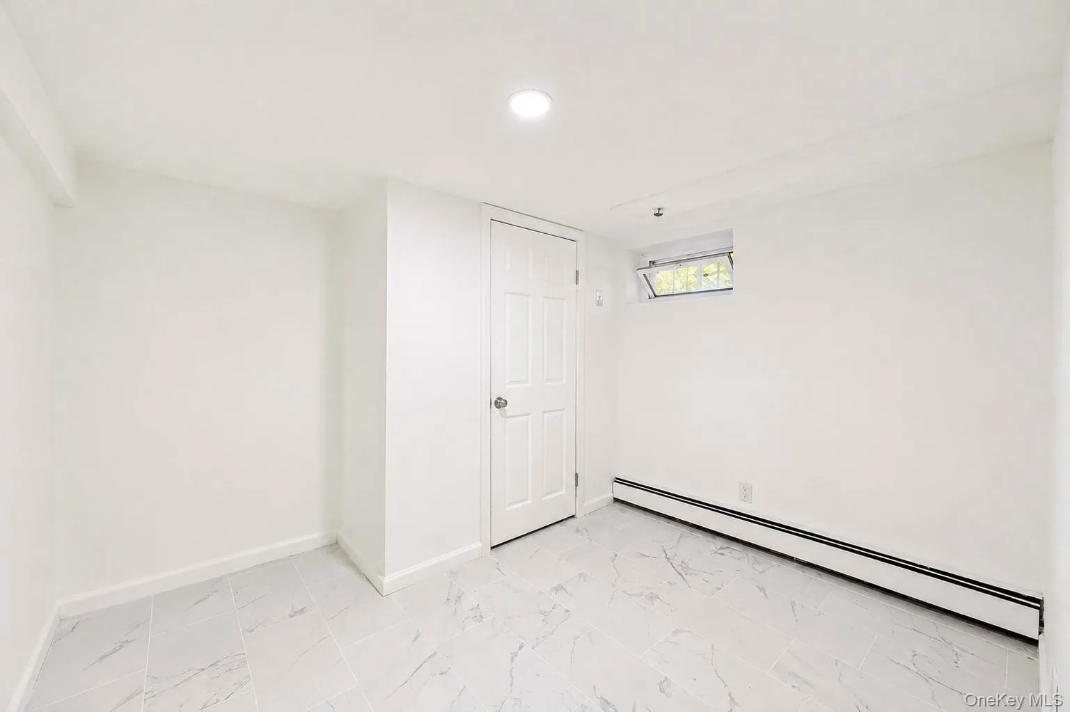 334 Robbins Street, Babylon, NY, 3 Bedrooms Bedrooms, 6 Rooms Rooms,2 BathroomsBathrooms,Residential,For Rent,Robbins,0,1043269 334 Robbins Street, Babylon, NY, 3 Bedrooms Bedrooms, 6 Rooms Rooms,2 BathroomsBathrooms,Residential,For Rent,Robbins,0,1043269