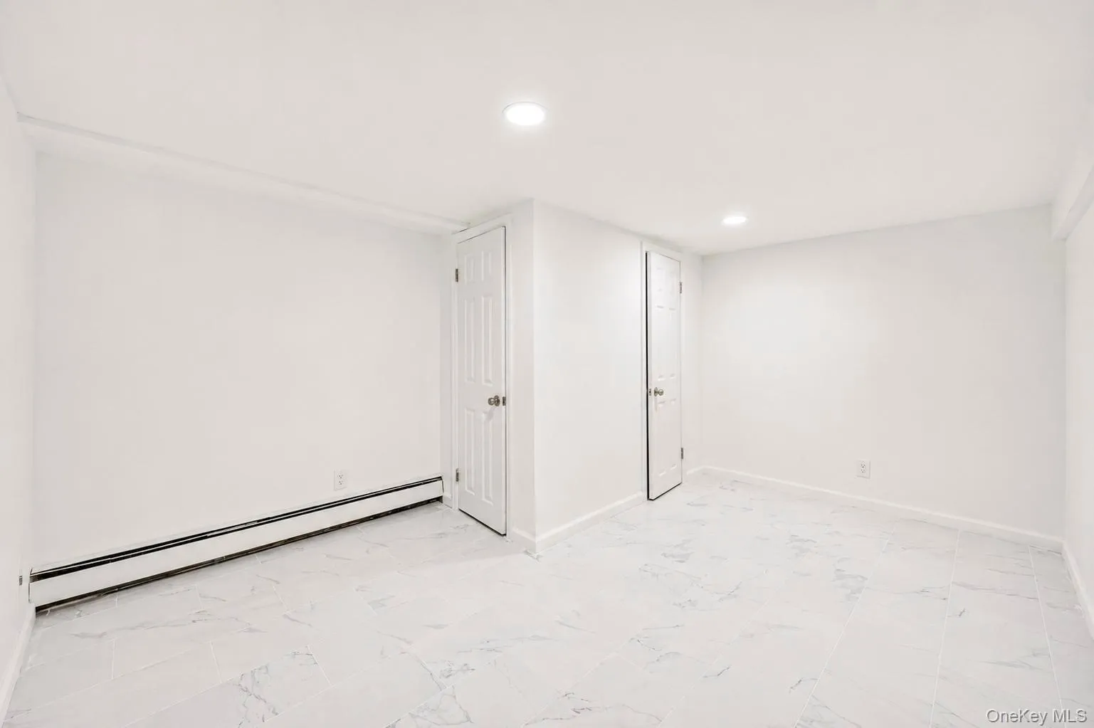 334 Robbins Street, Babylon, NY, 3 Bedrooms Bedrooms, 6 Rooms Rooms,2 BathroomsBathrooms,Residential,For Rent,Robbins,0,1043269 334 Robbins Street, Babylon, NY, 3 Bedrooms Bedrooms, 6 Rooms Rooms,2 BathroomsBathrooms,Residential,For Rent,Robbins,0,1043269