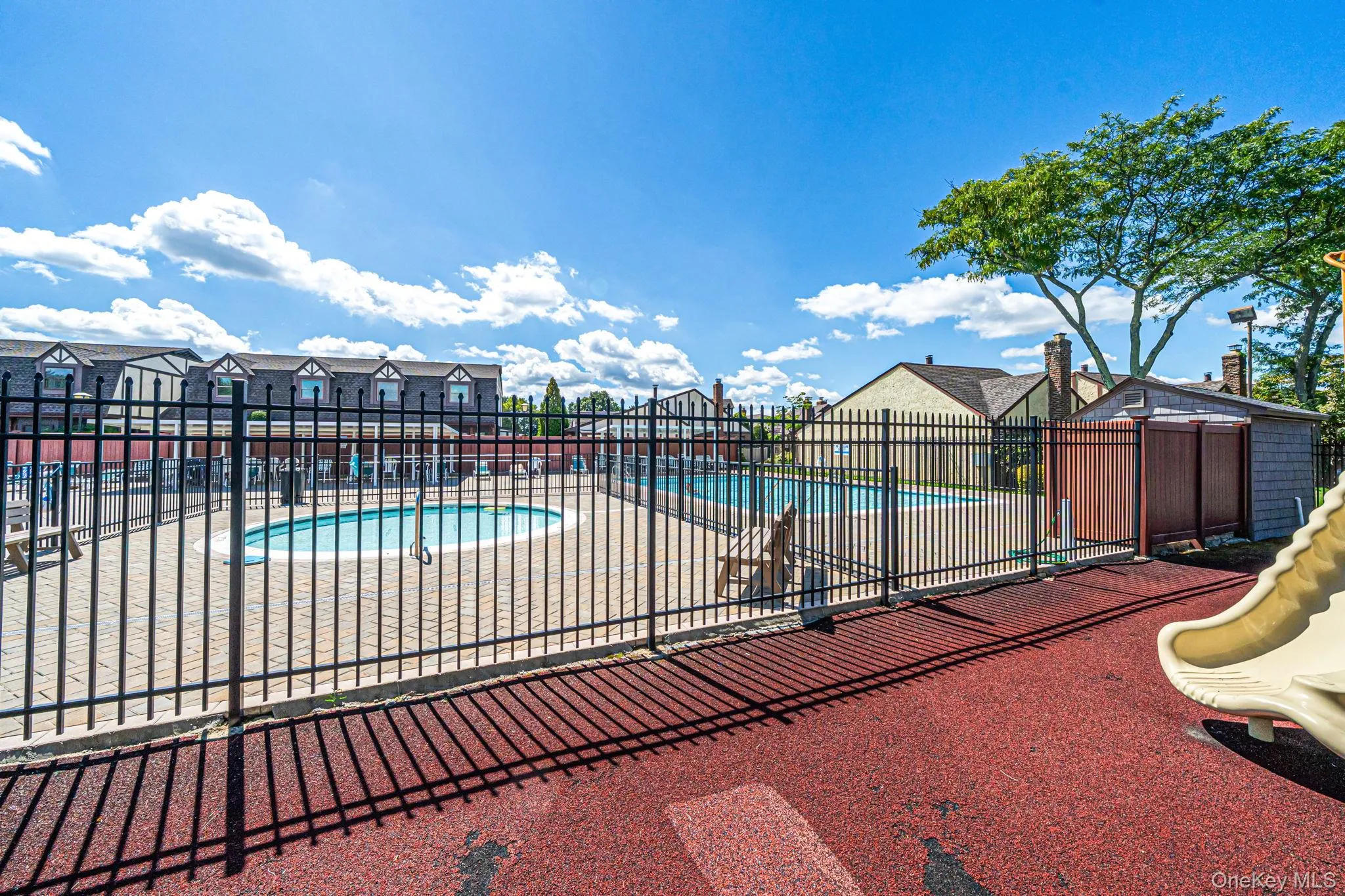 42 Summerfield Court, Babylon, NY, 2 Bedrooms Bedrooms, 5 Rooms Rooms,1 BathroomBathrooms,Residential,For Rent,Summerfield,0,1043270 42 Summerfield Court, Babylon, NY, 2 Bedrooms Bedrooms, 5 Rooms Rooms,1 BathroomBathrooms,Residential,For Rent,Summerfield,0,1043270