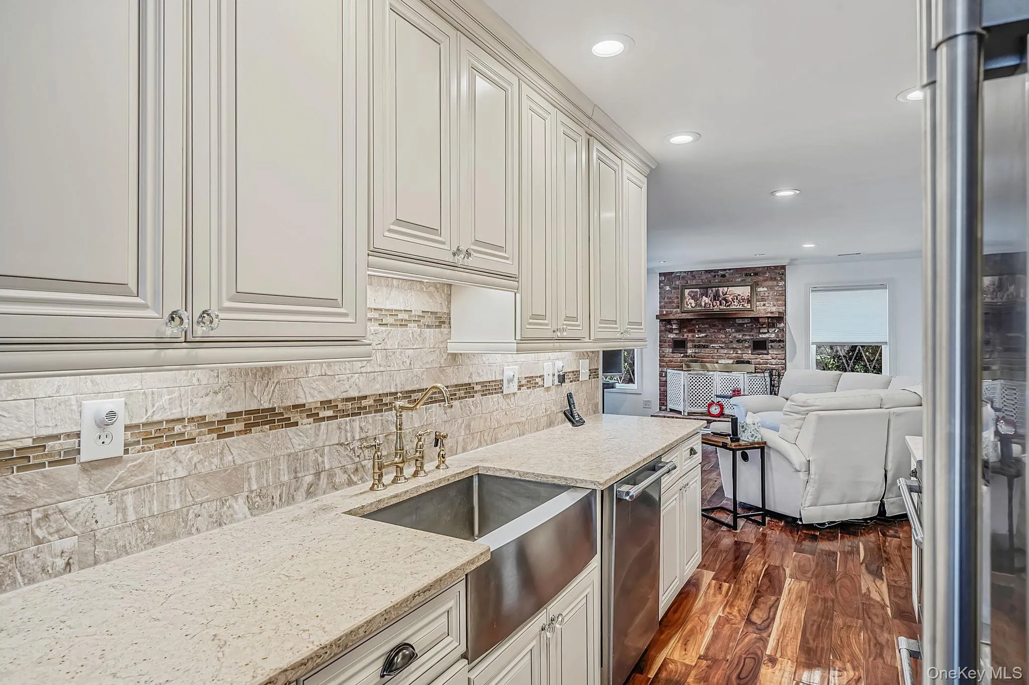42 Summerfield Court, Babylon, NY, 2 Bedrooms Bedrooms, 5 Rooms Rooms,1 BathroomBathrooms,Residential,For Rent,Summerfield,0,1043270 42 Summerfield Court, Babylon, NY, 2 Bedrooms Bedrooms, 5 Rooms Rooms,1 BathroomBathrooms,Residential,For Rent,Summerfield,0,1043270
