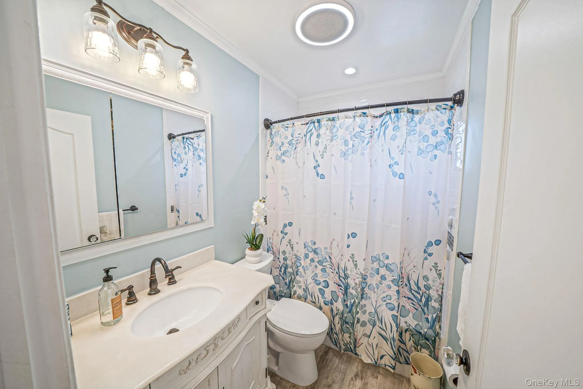 42 Summerfield Court, Babylon, NY, 2 Bedrooms Bedrooms, 5 Rooms Rooms,1 BathroomBathrooms,Residential,For Rent,Summerfield,0,1043270 42 Summerfield Court, Babylon, NY, 2 Bedrooms Bedrooms, 5 Rooms Rooms,1 BathroomBathrooms,Residential,For Rent,Summerfield,0,1043270