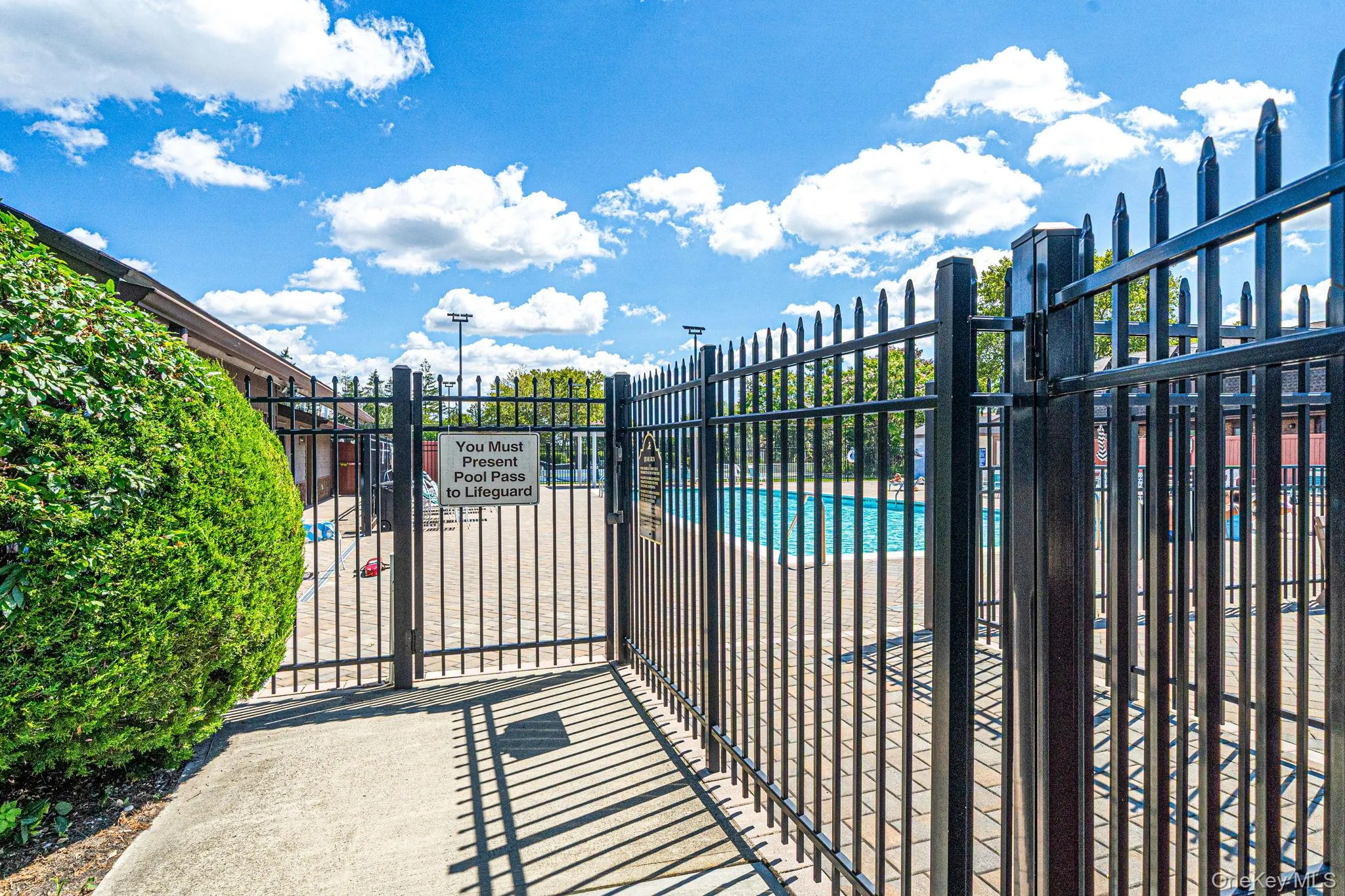 42 Summerfield Court, Babylon, NY, 2 Bedrooms Bedrooms, 5 Rooms Rooms,1 BathroomBathrooms,Residential,For Rent,Summerfield,0,1043270 42 Summerfield Court, Babylon, NY, 2 Bedrooms Bedrooms, 5 Rooms Rooms,1 BathroomBathrooms,Residential,For Rent,Summerfield,0,1043270