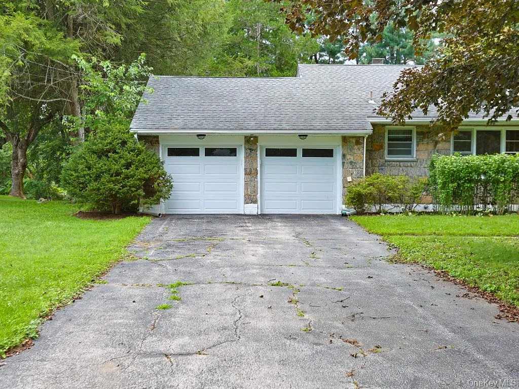 21 Pleasant View Road, Poughkeepsie, NY, 2 Bedrooms Bedrooms, 8 Rooms Rooms,1 BathroomBathrooms,Residential,For Rent,Pleasant View,0,1043271 21 Pleasant View Road, Poughkeepsie, NY, 2 Bedrooms Bedrooms, 8 Rooms Rooms,1 BathroomBathrooms,Residential,For Rent,Pleasant View,0,1043271