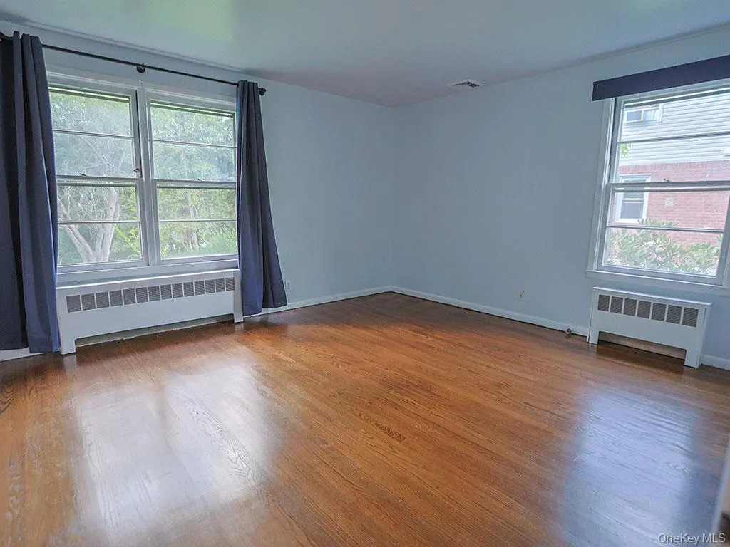 21 Pleasant View Road, Poughkeepsie, NY, 2 Bedrooms Bedrooms, 8 Rooms Rooms,1 BathroomBathrooms,Residential,For Rent,Pleasant View,0,1043271 21 Pleasant View Road, Poughkeepsie, NY, 2 Bedrooms Bedrooms, 8 Rooms Rooms,1 BathroomBathrooms,Residential,For Rent,Pleasant View,0,1043271