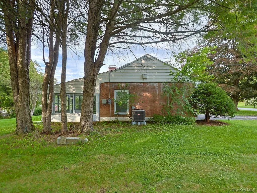 21 Pleasant View Road, Poughkeepsie, NY, 2 Bedrooms Bedrooms, 8 Rooms Rooms,1 BathroomBathrooms,Residential,For Rent,Pleasant View,0,1043271 21 Pleasant View Road, Poughkeepsie, NY, 2 Bedrooms Bedrooms, 8 Rooms Rooms,1 BathroomBathrooms,Residential,For Rent,Pleasant View,0,1043271