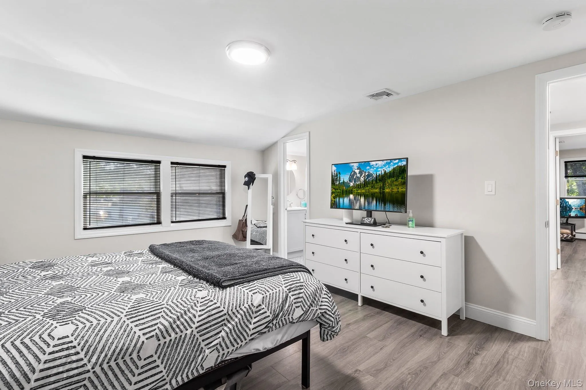 159 Pauls Path, Brookhaven, NY, 4 Bedrooms Bedrooms, 8 Rooms Rooms,2 BathroomsBathrooms,Residential,For Rent,Pauls,0,1043272 159 Pauls Path, Brookhaven, NY, 4 Bedrooms Bedrooms, 8 Rooms Rooms,2 BathroomsBathrooms,Residential,For Rent,Pauls,0,1043272
