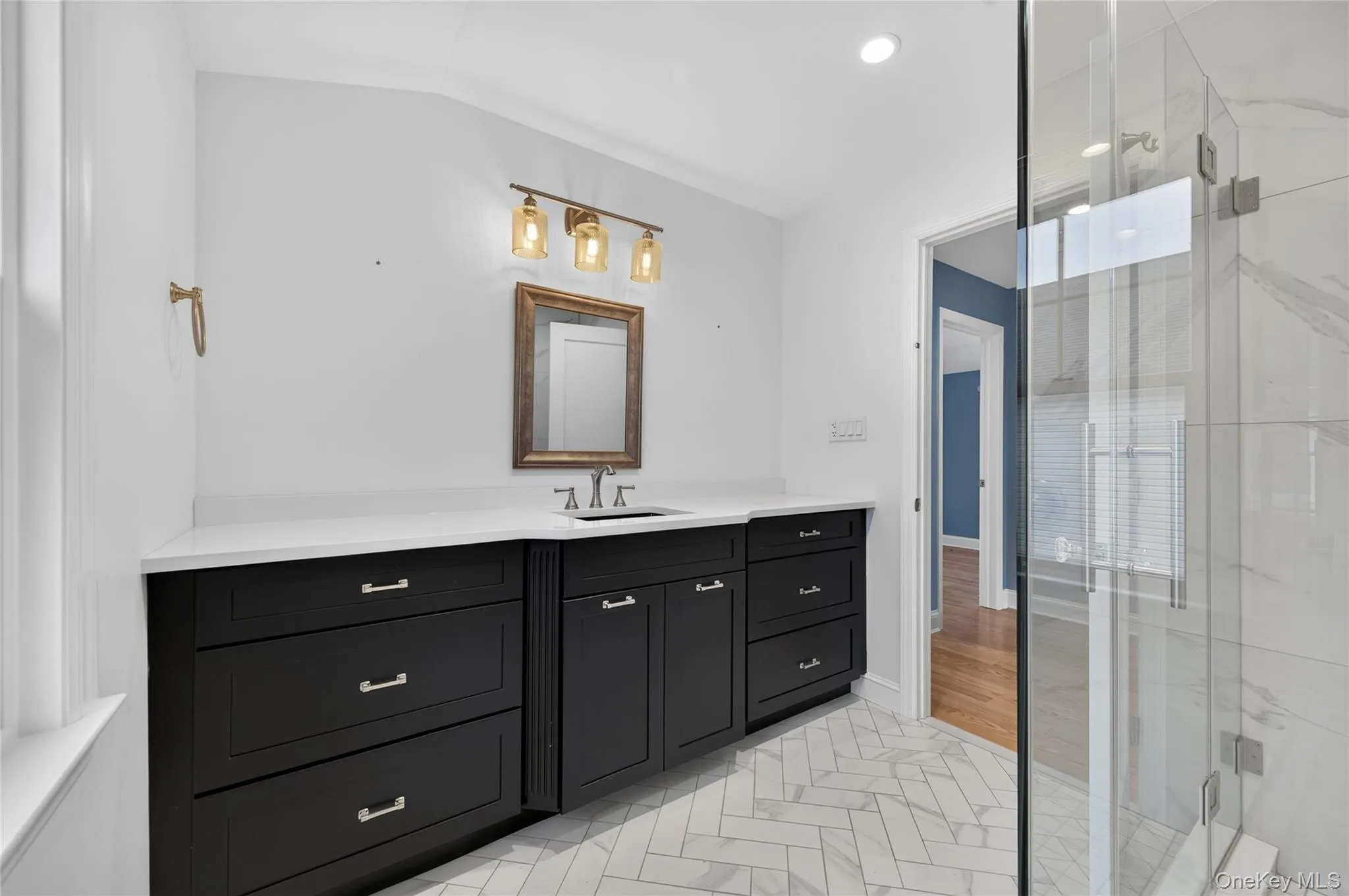 Second Floor Full Bathroom 1 Second Floor Full Bathroom 1