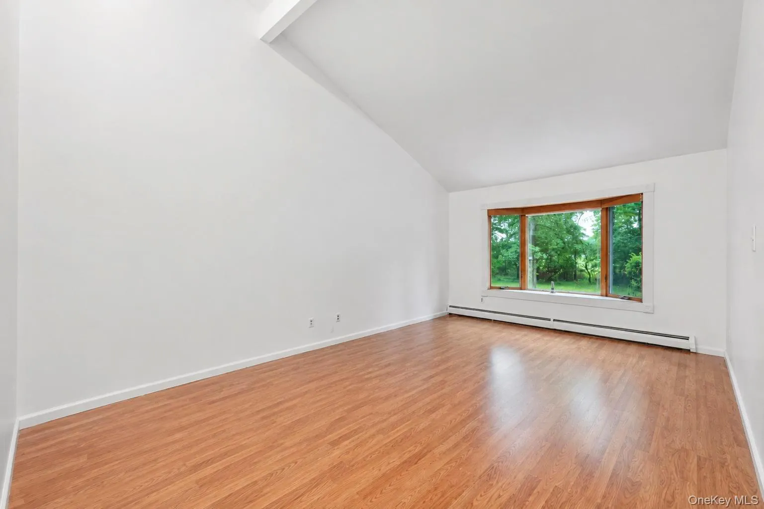 2 Ira Court, Brookhaven, NY, 3 Bedrooms Bedrooms, 9 Rooms Rooms,2 BathroomsBathrooms,Residential,For Rent,Ira,0,1043275 2 Ira Court, Brookhaven, NY, 3 Bedrooms Bedrooms, 9 Rooms Rooms,2 BathroomsBathrooms,Residential,For Rent,Ira,0,1043275