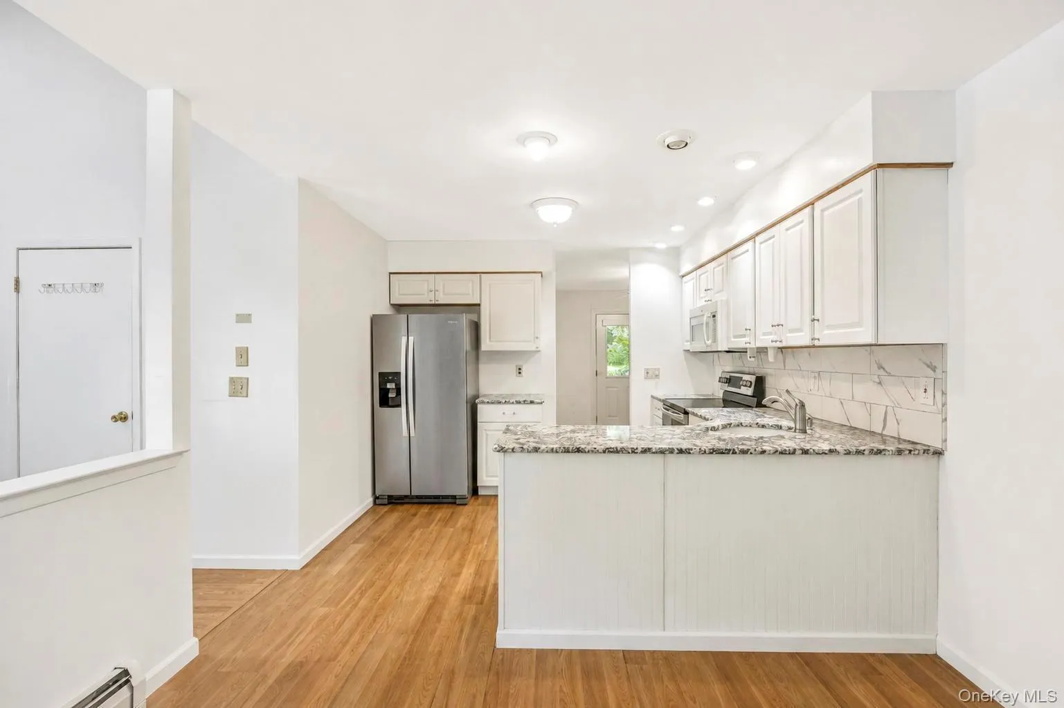 2 Ira Court, Brookhaven, NY, 3 Bedrooms Bedrooms, 9 Rooms Rooms,2 BathroomsBathrooms,Residential,For Rent,Ira,0,1043275 2 Ira Court, Brookhaven, NY, 3 Bedrooms Bedrooms, 9 Rooms Rooms,2 BathroomsBathrooms,Residential,For Rent,Ira,0,1043275