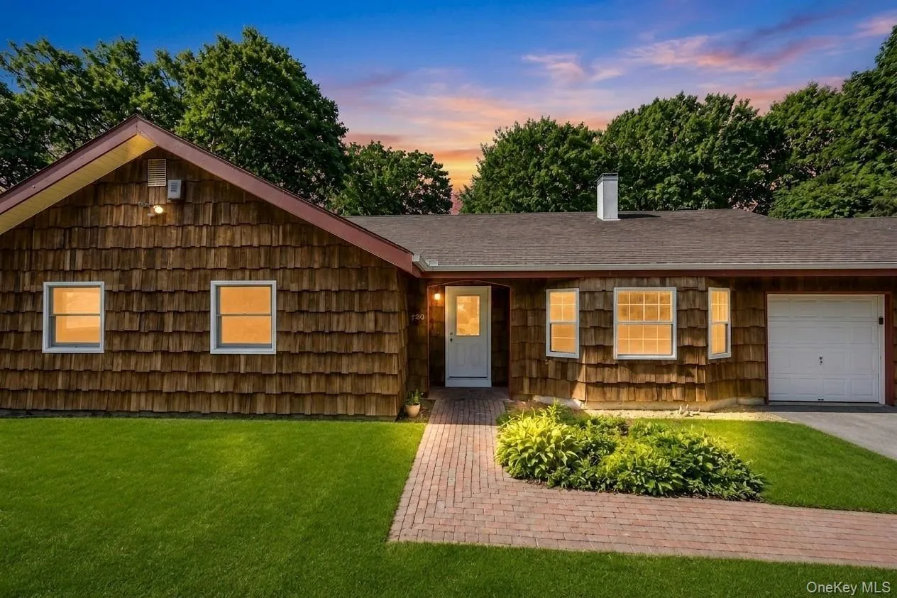 2 Ira Court, Brookhaven, NY, 3 Bedrooms Bedrooms, 9 Rooms Rooms,2 BathroomsBathrooms,Residential,For Rent,Ira,0,1043275 2 Ira Court, Brookhaven, NY, 3 Bedrooms Bedrooms, 9 Rooms Rooms,2 BathroomsBathrooms,Residential,For Rent,Ira,0,1043275