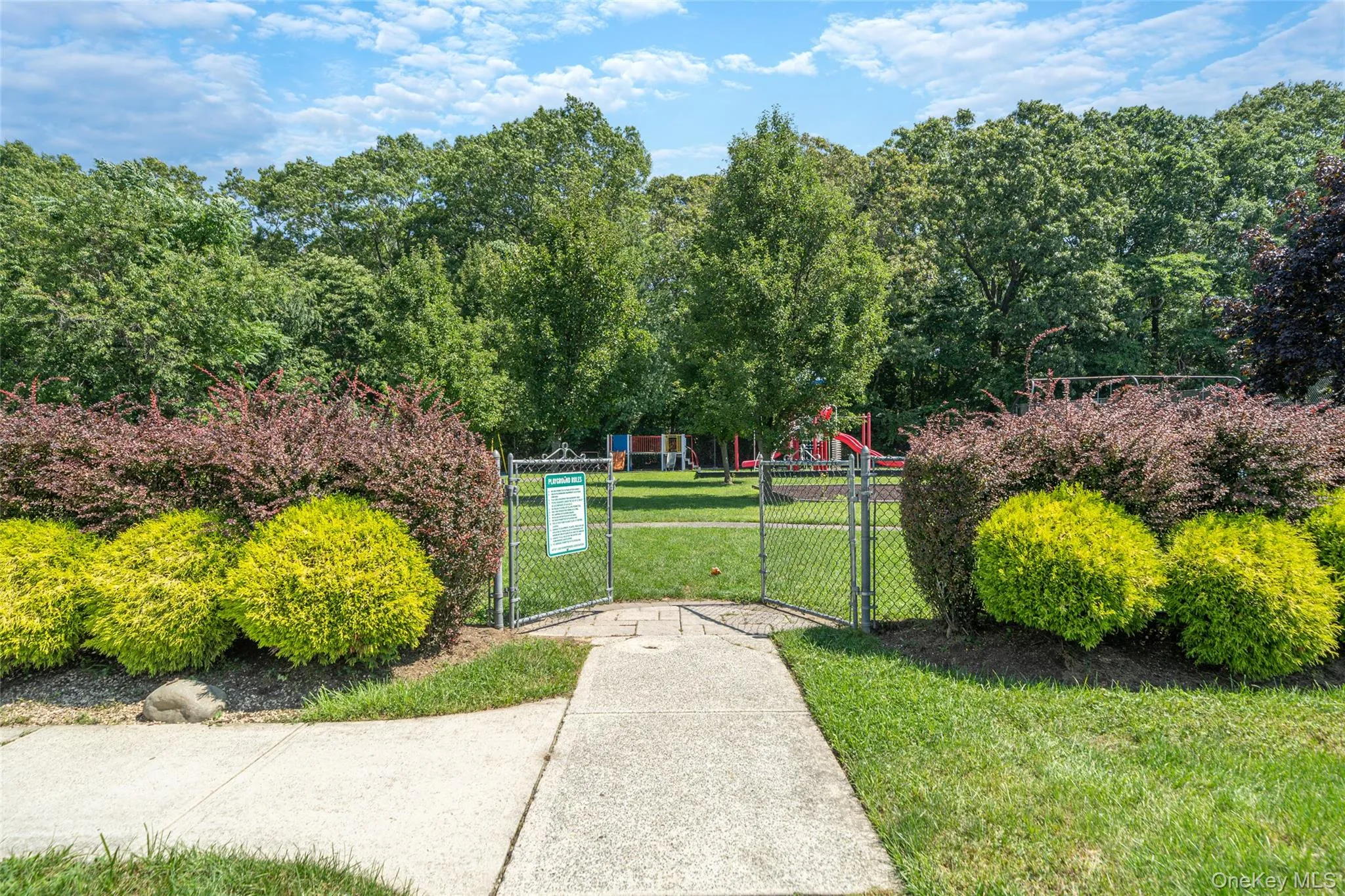 78 Artist Lake Drive, Brookhaven, NY, 2 Bedrooms Bedrooms, 5 Rooms Rooms,2 BathroomsBathrooms,Residential,For Rent,Artist Lake,0,1043276 78 Artist Lake Drive, Brookhaven, NY, 2 Bedrooms Bedrooms, 5 Rooms Rooms,2 BathroomsBathrooms,Residential,For Rent,Artist Lake,0,1043276