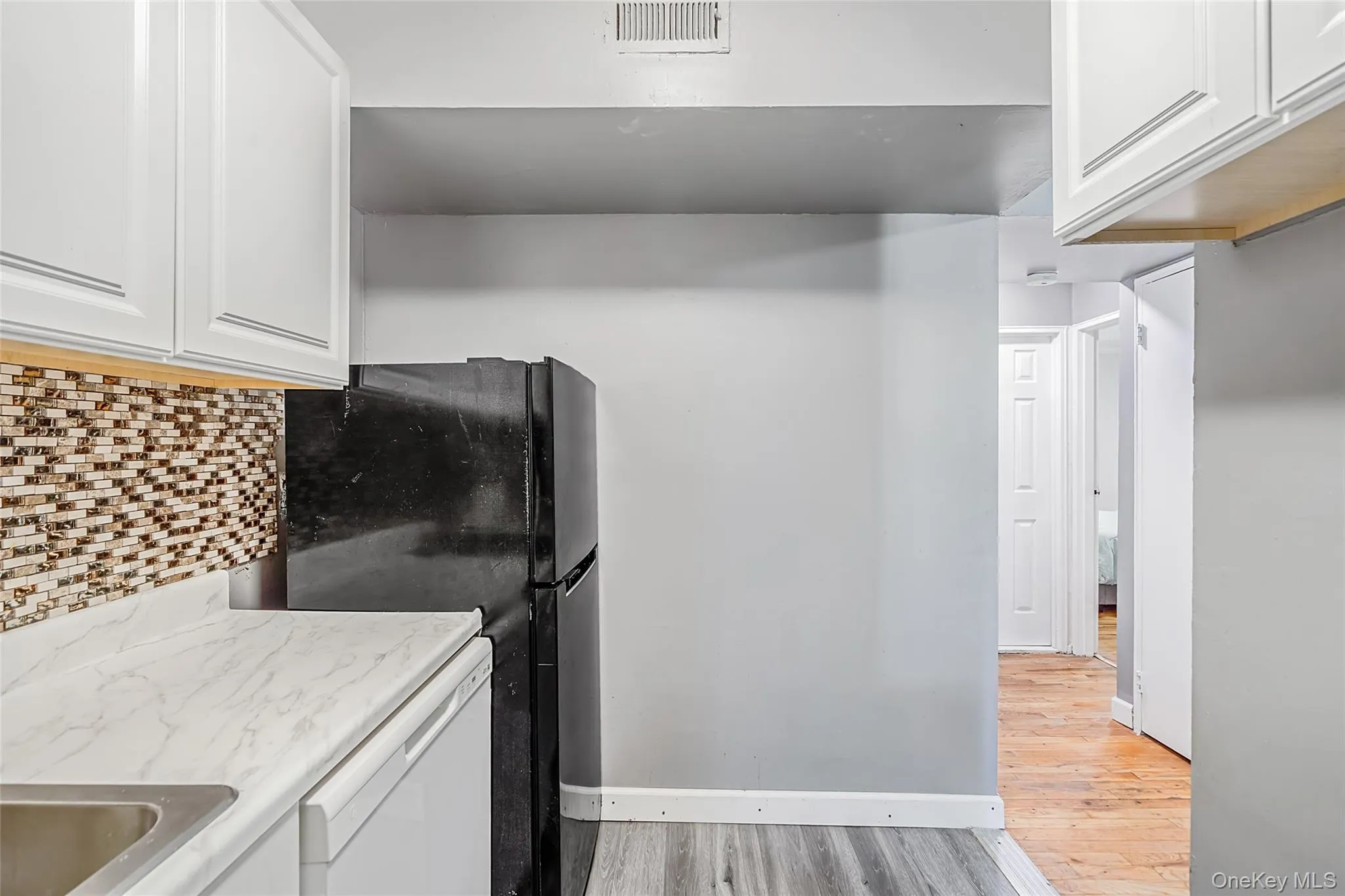 78 Artist Lake Drive, Brookhaven, NY, 2 Bedrooms Bedrooms, 5 Rooms Rooms,2 BathroomsBathrooms,Residential,For Rent,Artist Lake,0,1043276 78 Artist Lake Drive, Brookhaven, NY, 2 Bedrooms Bedrooms, 5 Rooms Rooms,2 BathroomsBathrooms,Residential,For Rent,Artist Lake,0,1043276