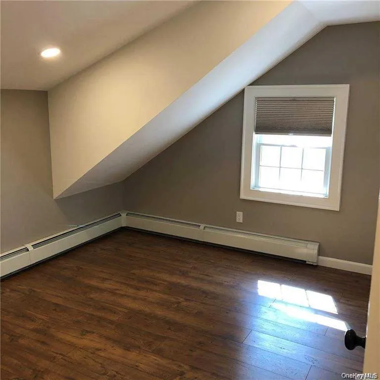338 Lake Avenue, Smithtown, NY, 1 Bedroom Bedrooms, 2 Room Rooms,1 BathroomBathrooms,Residential Lease,For Rent,Lake,0,1043278 338 Lake Avenue, Smithtown, NY, 1 Bedroom Bedrooms, 2 Room Rooms,1 BathroomBathrooms,Residential Lease,For Rent,Lake,0,1043278