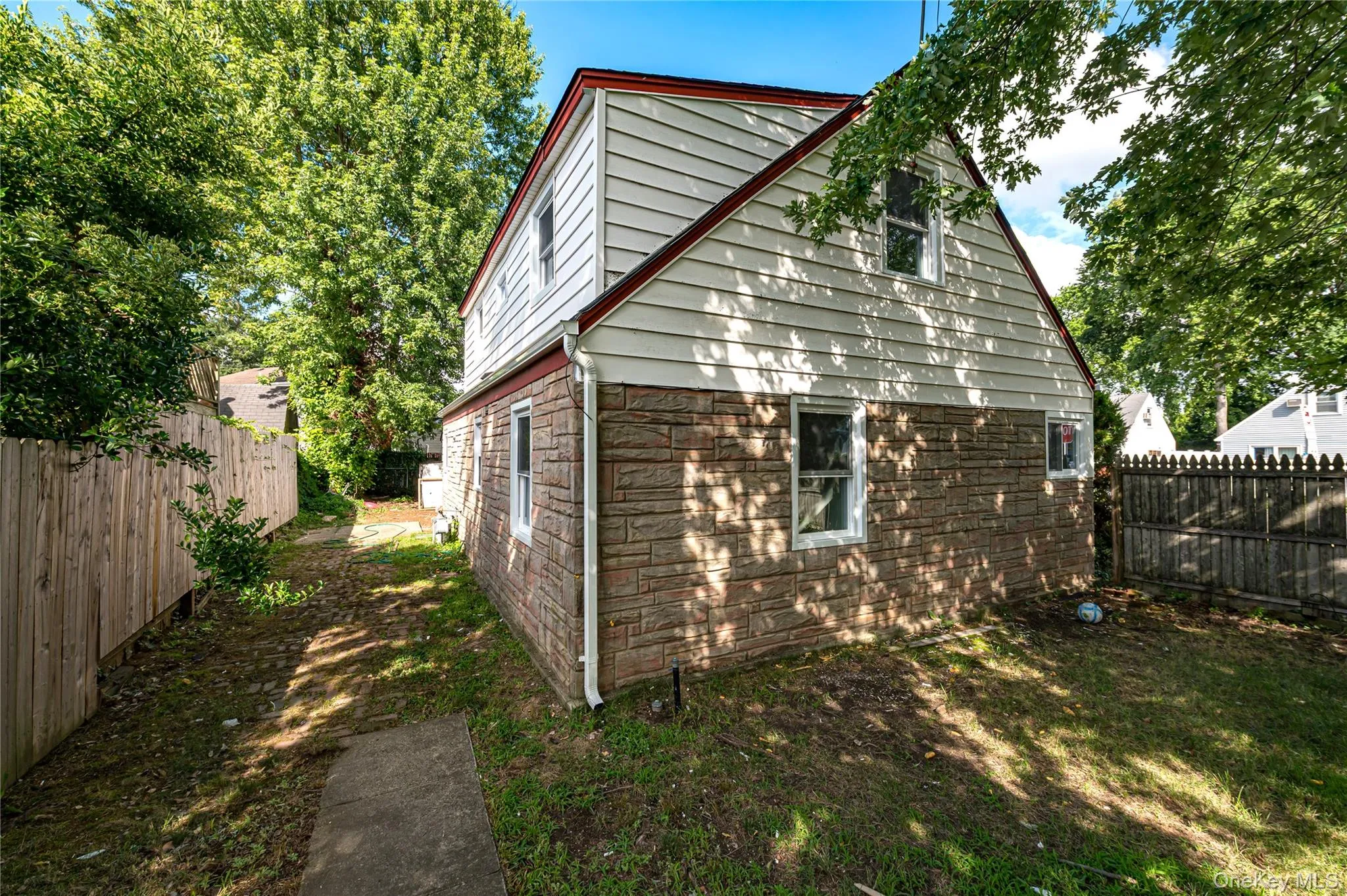 2528 Marshall Avenue, Hempstead, NY, 4 Bedrooms Bedrooms, 6 Rooms Rooms,2 BathroomsBathrooms,Residential Lease,For Rent,Marshall,0,1043280 2528 Marshall Avenue, Hempstead, NY, 4 Bedrooms Bedrooms, 6 Rooms Rooms,2 BathroomsBathrooms,Residential Lease,For Rent,Marshall,0,1043280