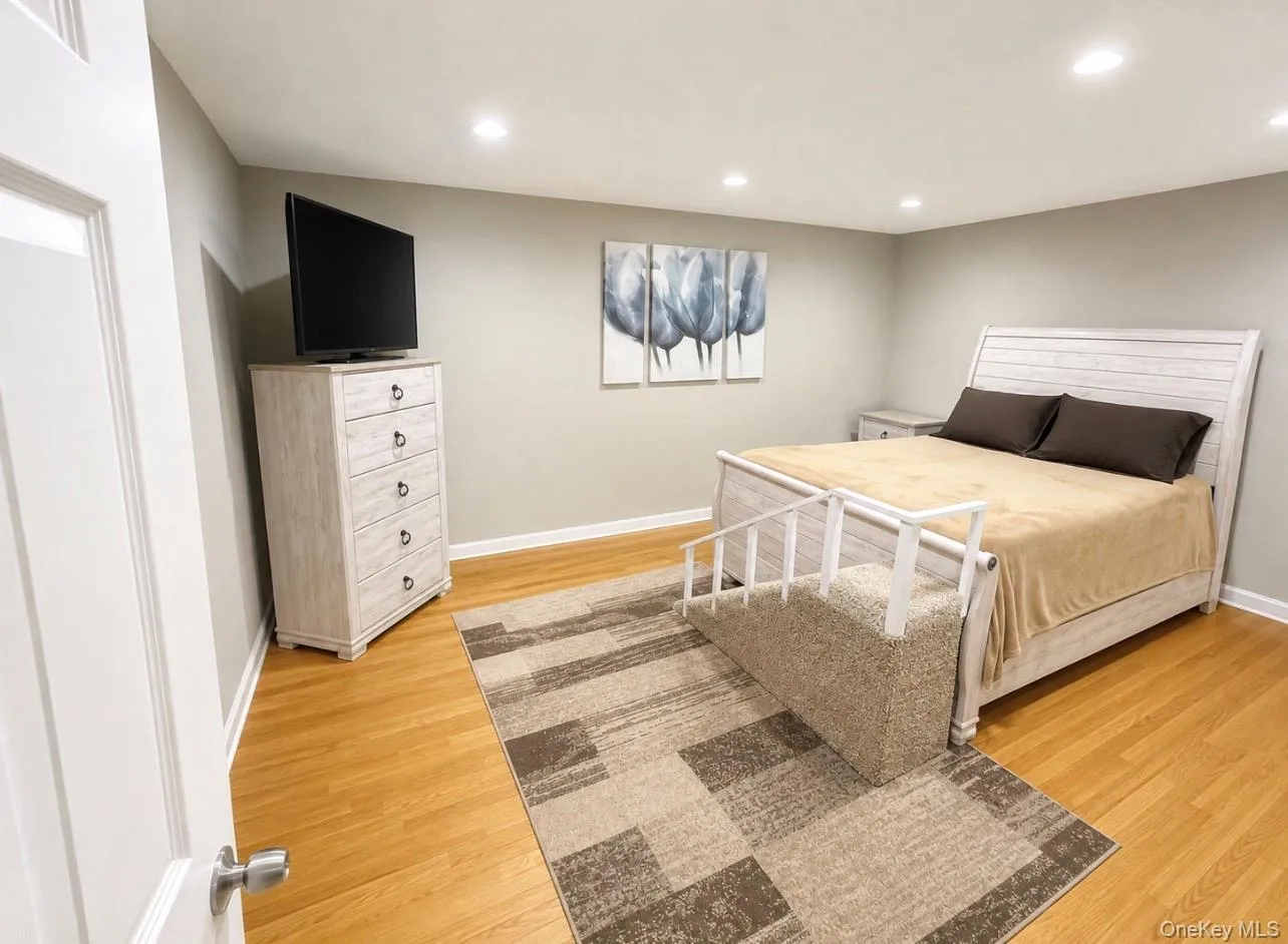 16 Belair Road, Brookhaven, NY, 5 Bedrooms Bedrooms, 8 Rooms Rooms,3 BathroomsBathrooms,Residential,For Rent,Belair,0,1043281 16 Belair Road, Brookhaven, NY, 5 Bedrooms Bedrooms, 8 Rooms Rooms,3 BathroomsBathrooms,Residential,For Rent,Belair,0,1043281