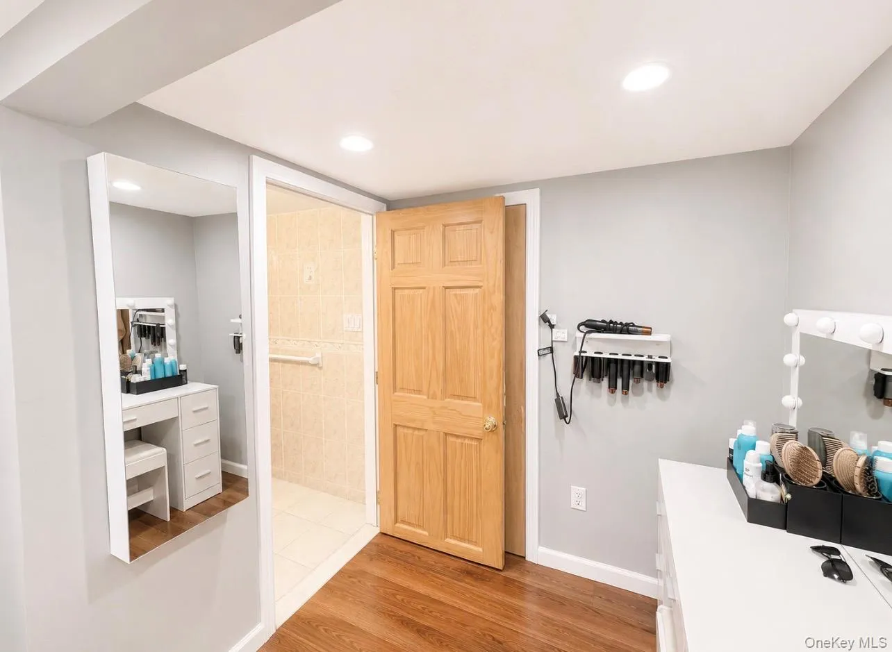 16 Belair Road, Brookhaven, NY, 5 Bedrooms Bedrooms, 8 Rooms Rooms,3 BathroomsBathrooms,Residential,For Rent,Belair,0,1043281 16 Belair Road, Brookhaven, NY, 5 Bedrooms Bedrooms, 8 Rooms Rooms,3 BathroomsBathrooms,Residential,For Rent,Belair,0,1043281