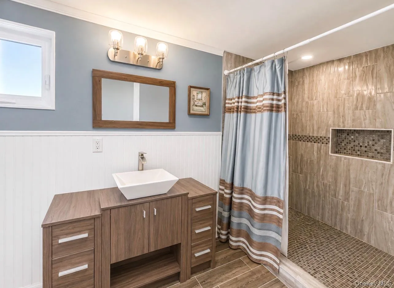 16 Belair Road, Brookhaven, NY, 5 Bedrooms Bedrooms, 8 Rooms Rooms,3 BathroomsBathrooms,Residential,For Rent,Belair,0,1043281 16 Belair Road, Brookhaven, NY, 5 Bedrooms Bedrooms, 8 Rooms Rooms,3 BathroomsBathrooms,Residential,For Rent,Belair,0,1043281