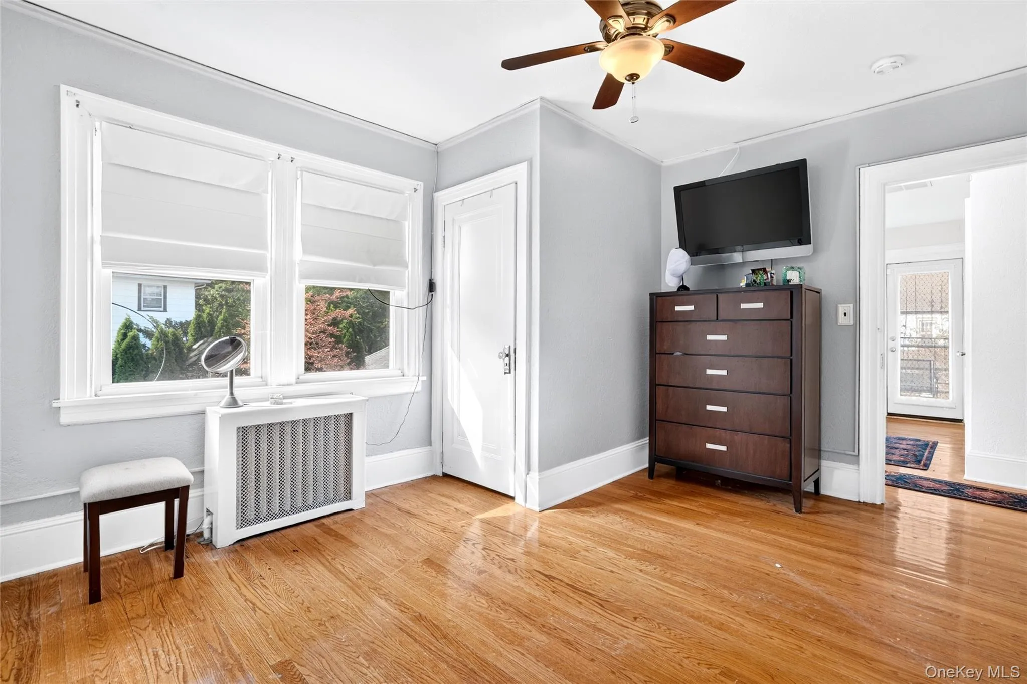 72 Hartsdale Road, Greenburgh, NY, 3 Bedrooms Bedrooms, 7 Rooms Rooms,1 BathroomBathrooms,Residential,For Rent,Hartsdale,0,1043283 72 Hartsdale Road, Greenburgh, NY, 3 Bedrooms Bedrooms, 7 Rooms Rooms,1 BathroomBathrooms,Residential,For Rent,Hartsdale,0,1043283