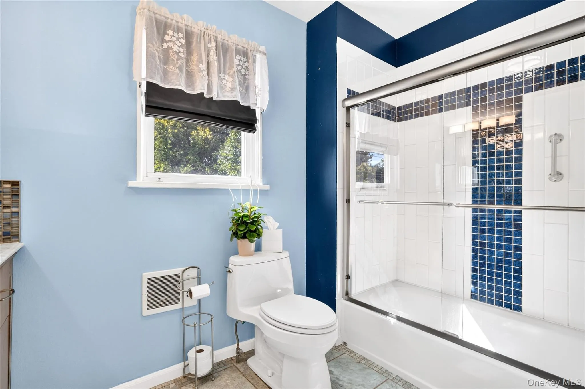 72 Hartsdale Road, Greenburgh, NY, 3 Bedrooms Bedrooms, 7 Rooms Rooms,1 BathroomBathrooms,Residential,For Rent,Hartsdale,0,1043283 72 Hartsdale Road, Greenburgh, NY, 3 Bedrooms Bedrooms, 7 Rooms Rooms,1 BathroomBathrooms,Residential,For Rent,Hartsdale,0,1043283