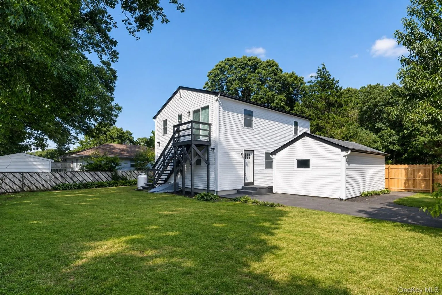 118 Floyd Road, Brookhaven, NY, 4 Bedrooms Bedrooms, 8 Rooms Rooms,3 BathroomsBathrooms,Residential,For Rent,Floyd,0,1043284 118 Floyd Road, Brookhaven, NY, 4 Bedrooms Bedrooms, 8 Rooms Rooms,3 BathroomsBathrooms,Residential,For Rent,Floyd,0,1043284
