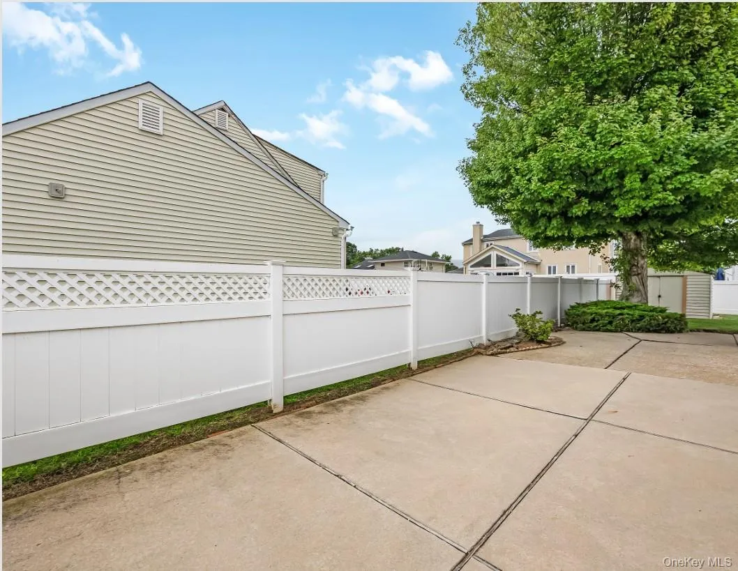 162 Washington Street, Oyster Bay, NY, 3 Bedrooms Bedrooms, 7 Rooms Rooms,2 BathroomsBathrooms,Residential,For Rent,Washington,0,1043285 162 Washington Street, Oyster Bay, NY, 3 Bedrooms Bedrooms, 7 Rooms Rooms,2 BathroomsBathrooms,Residential,For Rent,Washington,0,1043285