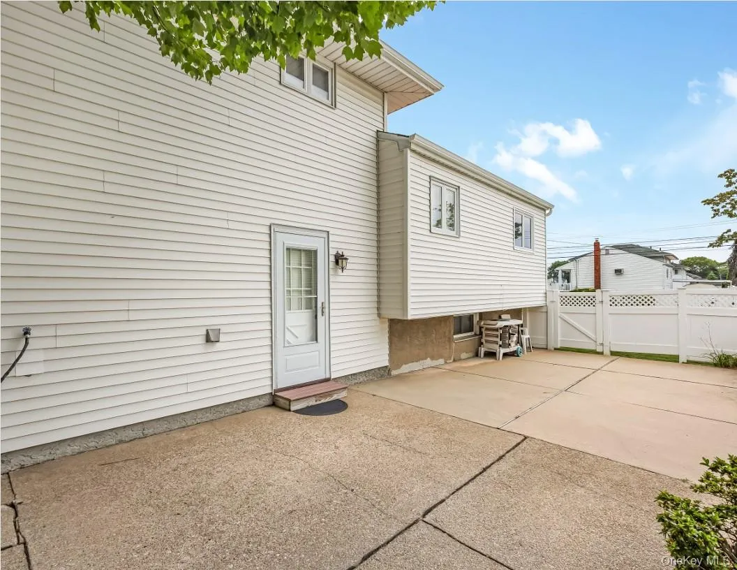 162 Washington Street, Oyster Bay, NY, 3 Bedrooms Bedrooms, 7 Rooms Rooms,2 BathroomsBathrooms,Residential,For Rent,Washington,0,1043285 162 Washington Street, Oyster Bay, NY, 3 Bedrooms Bedrooms, 7 Rooms Rooms,2 BathroomsBathrooms,Residential,For Rent,Washington,0,1043285