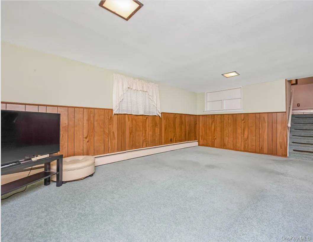162 Washington Street, Oyster Bay, NY, 3 Bedrooms Bedrooms, 7 Rooms Rooms,2 BathroomsBathrooms,Residential,For Rent,Washington,0,1043285 162 Washington Street, Oyster Bay, NY, 3 Bedrooms Bedrooms, 7 Rooms Rooms,2 BathroomsBathrooms,Residential,For Rent,Washington,0,1043285