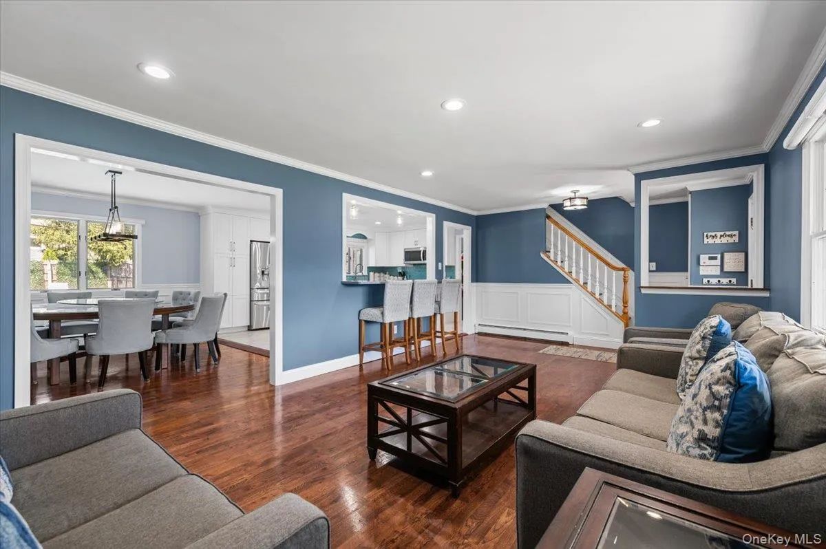 41 Longstreet Drive, Brookhaven, NY, 4 Bedrooms Bedrooms, 10 Rooms Rooms,2 BathroomsBathrooms,Residential,For Rent,Longstreet,0,1043286 41 Longstreet Drive, Brookhaven, NY, 4 Bedrooms Bedrooms, 10 Rooms Rooms,2 BathroomsBathrooms,Residential,For Rent,Longstreet,0,1043286