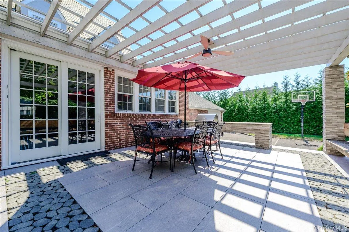 115 Cedar Avenue, Hempstead, NY, 8 Bedrooms Bedrooms, 16 Rooms Rooms,6 BathroomsBathrooms,Residential,For Rent,Cedar,0,1043287 115 Cedar Avenue, Hempstead, NY, 8 Bedrooms Bedrooms, 16 Rooms Rooms,6 BathroomsBathrooms,Residential,For Rent,Cedar,0,1043287