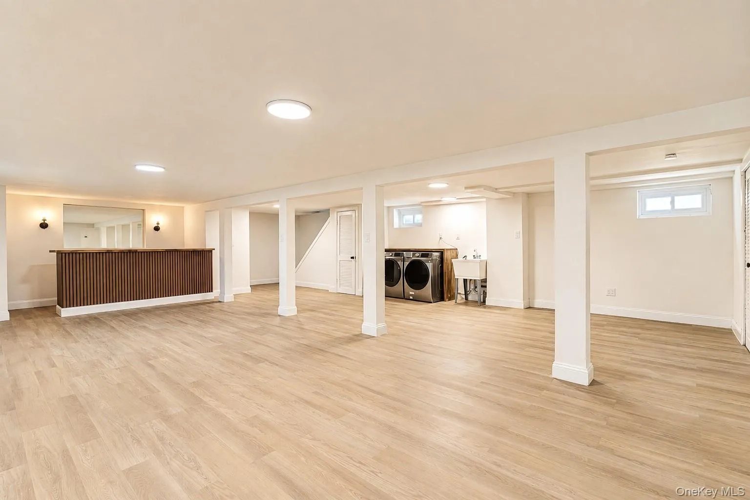 12 Grant Avenue, Oyster Bay, NY, 3 Bedrooms Bedrooms, 7 Rooms Rooms,1 BathroomBathrooms,Residential,For Rent,Grant,0,1043288 12 Grant Avenue, Oyster Bay, NY, 3 Bedrooms Bedrooms, 7 Rooms Rooms,1 BathroomBathrooms,Residential,For Rent,Grant,0,1043288