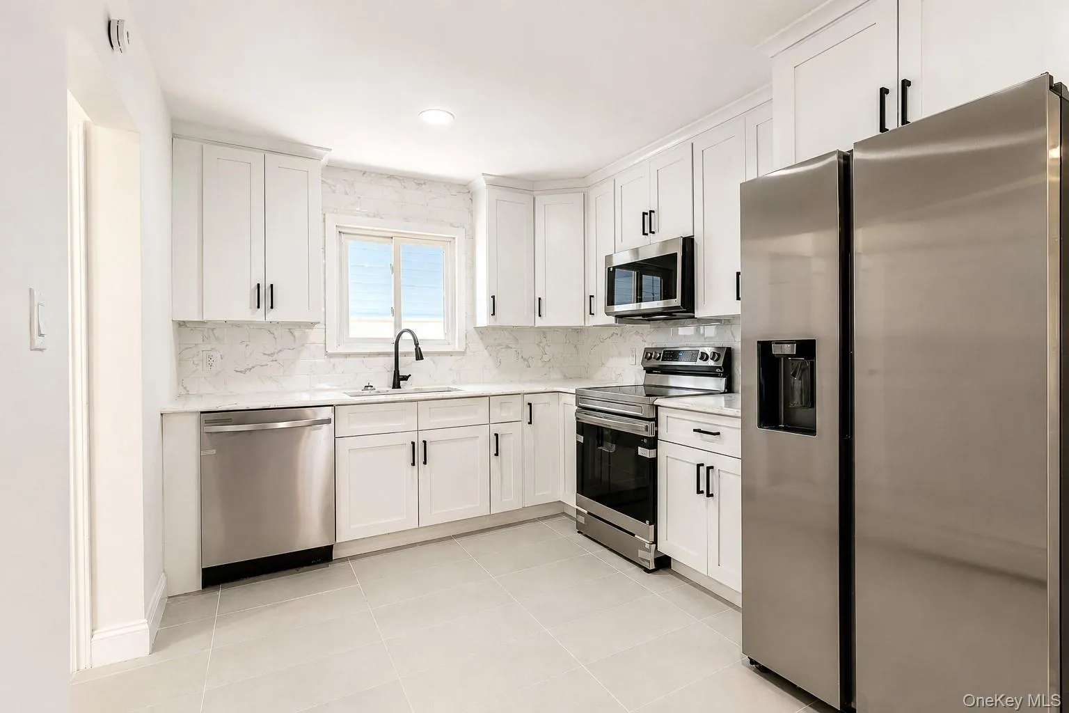 12 Grant Avenue, Oyster Bay, NY, 3 Bedrooms Bedrooms, 7 Rooms Rooms,1 BathroomBathrooms,Residential,For Rent,Grant,0,1043288 12 Grant Avenue, Oyster Bay, NY, 3 Bedrooms Bedrooms, 7 Rooms Rooms,1 BathroomBathrooms,Residential,For Rent,Grant,0,1043288