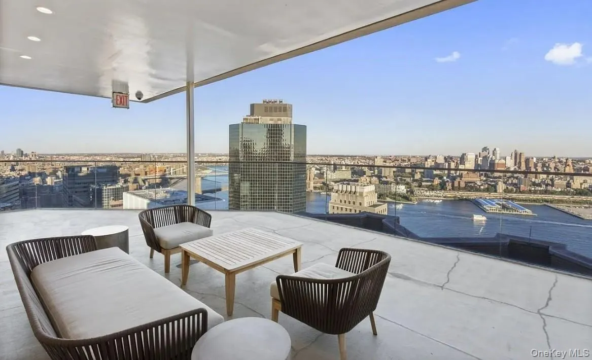 75 Wall Street, New York, NY, 1 Bedroom Bedrooms, 2 Rooms Rooms,1 BathroomBathrooms,Residential,For Rent,Wall,0,1043291 75 Wall Street, New York, NY, 1 Bedroom Bedrooms, 2 Rooms Rooms,1 BathroomBathrooms,Residential,For Rent,Wall,0,1043291