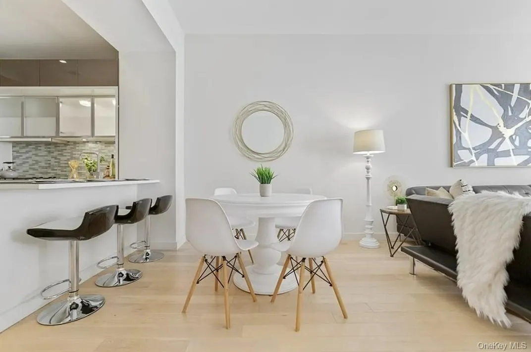 75 Wall Street, New York, NY, 1 Bedroom Bedrooms, 2 Rooms Rooms,1 BathroomBathrooms,Residential,For Rent,Wall,0,1043291 75 Wall Street, New York, NY, 1 Bedroom Bedrooms, 2 Rooms Rooms,1 BathroomBathrooms,Residential,For Rent,Wall,0,1043291