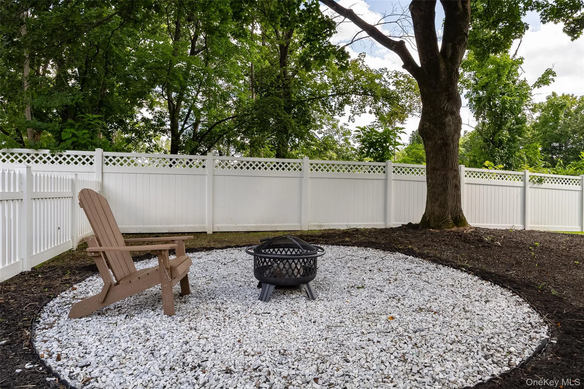 13-17 Clark Heights, Pleasant Valley, NY, 4 Bedrooms Bedrooms, 10 Rooms Rooms,2 BathroomsBathrooms,Residential,For Rent,Clark,0,1043295 13-17 Clark Heights, Pleasant Valley, NY, 4 Bedrooms Bedrooms, 10 Rooms Rooms,2 BathroomsBathrooms,Residential,For Rent,Clark,0,1043295