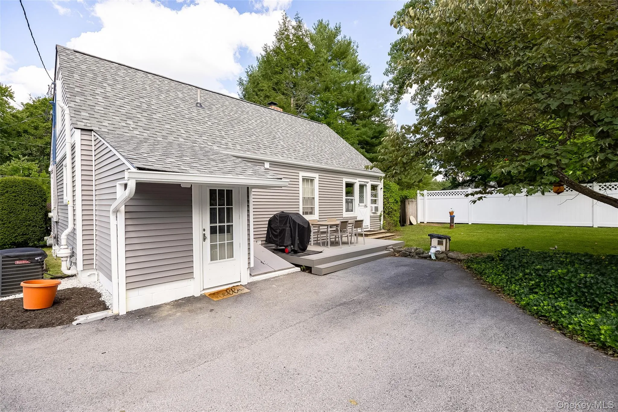 13-17 Clark Heights, Pleasant Valley, NY, 4 Bedrooms Bedrooms, 10 Rooms Rooms,2 BathroomsBathrooms,Residential,For Rent,Clark,0,1043295 13-17 Clark Heights, Pleasant Valley, NY, 4 Bedrooms Bedrooms, 10 Rooms Rooms,2 BathroomsBathrooms,Residential,For Rent,Clark,0,1043295