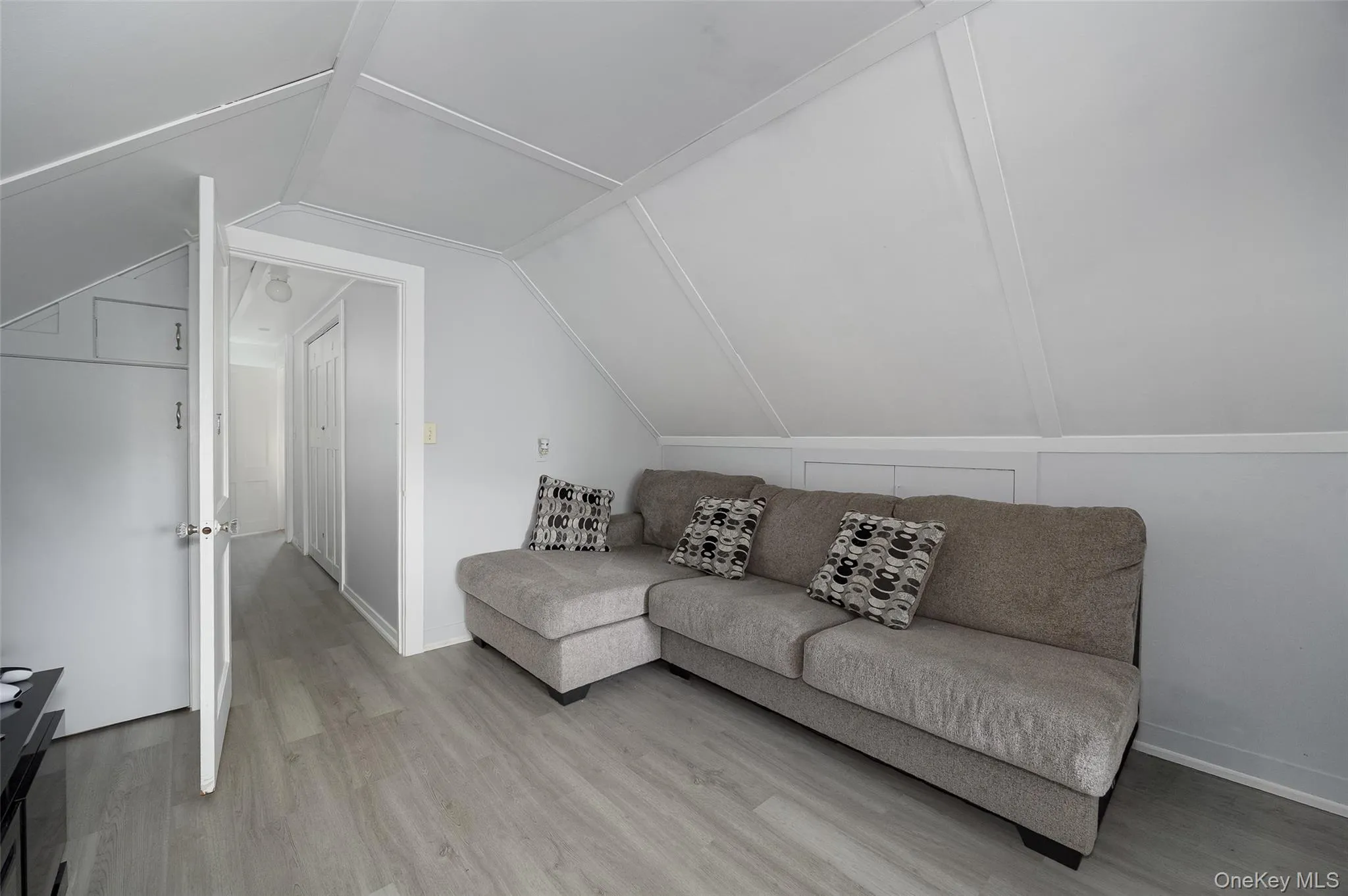 13-17 Clark Heights, Pleasant Valley, NY, 4 Bedrooms Bedrooms, 10 Rooms Rooms,2 BathroomsBathrooms,Residential,For Rent,Clark,0,1043295 13-17 Clark Heights, Pleasant Valley, NY, 4 Bedrooms Bedrooms, 10 Rooms Rooms,2 BathroomsBathrooms,Residential,For Rent,Clark,0,1043295