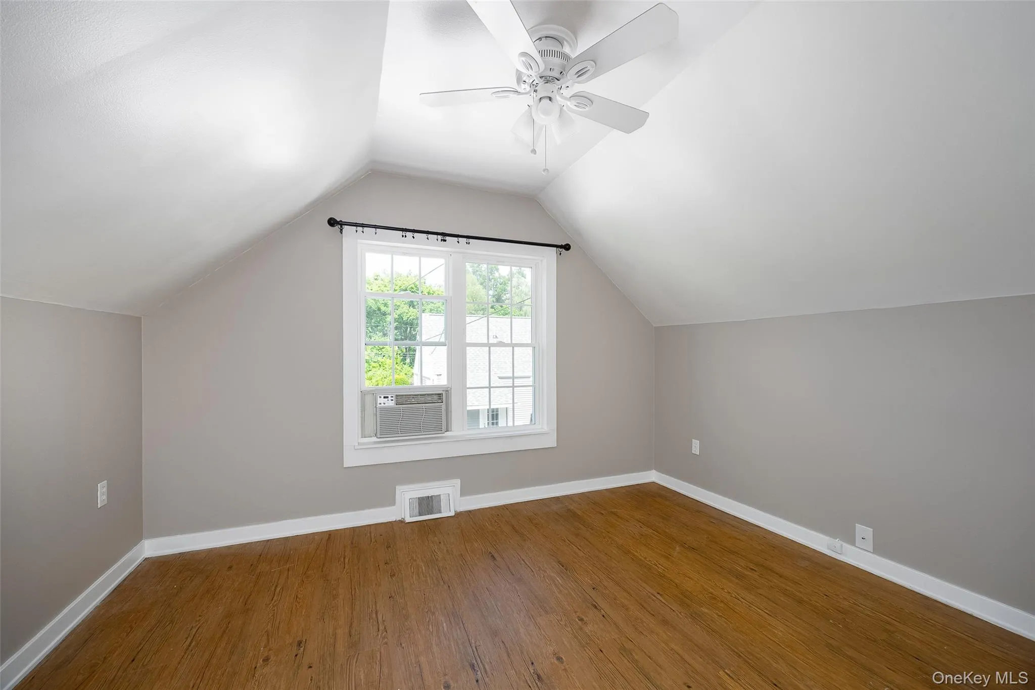 13-17 Clark Heights, Pleasant Valley, NY, 4 Bedrooms Bedrooms, 10 Rooms Rooms,2 BathroomsBathrooms,Residential,For Rent,Clark,0,1043295 13-17 Clark Heights, Pleasant Valley, NY, 4 Bedrooms Bedrooms, 10 Rooms Rooms,2 BathroomsBathrooms,Residential,For Rent,Clark,0,1043295